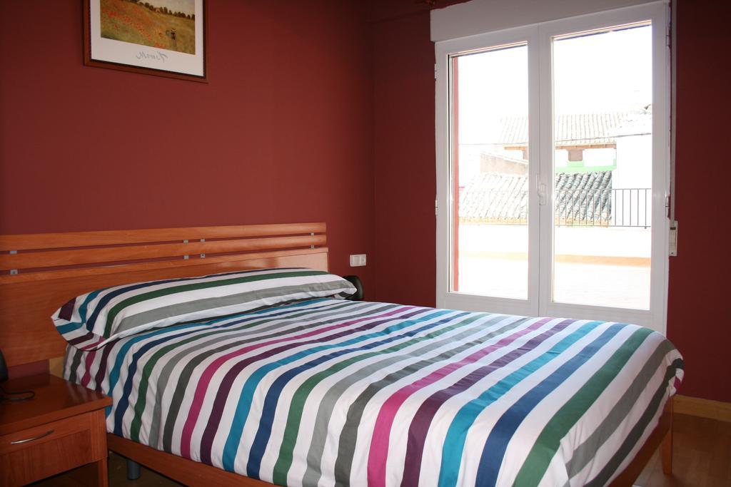 Vivienda Turistica Rural Piskerra Apartment Carcastillo Стая снимка